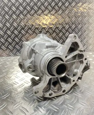 Nissan X-Trail T32 Gearbox transfer box case 4BB0C 86C0508