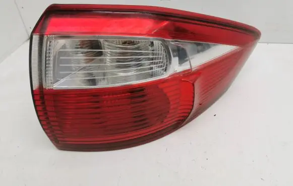 Ford C-MAX II Rear/tail lights AM5113404BF