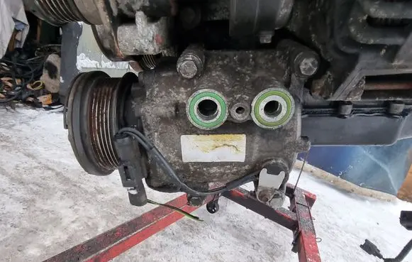 Ford Focus Air conditioning (A/C) compressor (pump) YS4H19D629AC