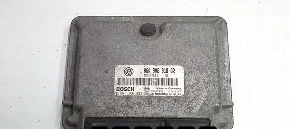 Skoda Octavia Mk1 (1U) Engine control unit/module 0261206923