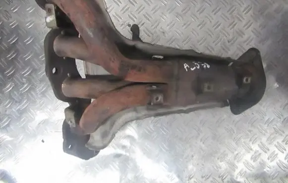 Mazda 6 Exhaust manifold