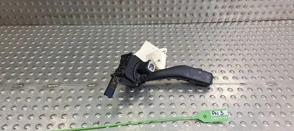 Volkswagen Golf V Wiper control stalk 1K0953519A
