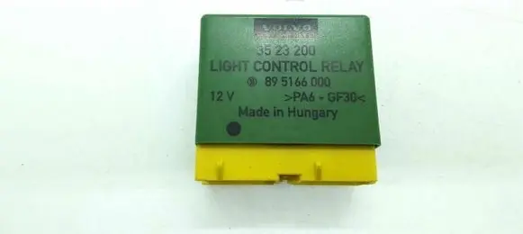 Volvo 850 Light relay 895166000