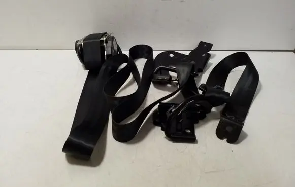 Land Rover Discovery Sport Third row seat belt FK72611B69
