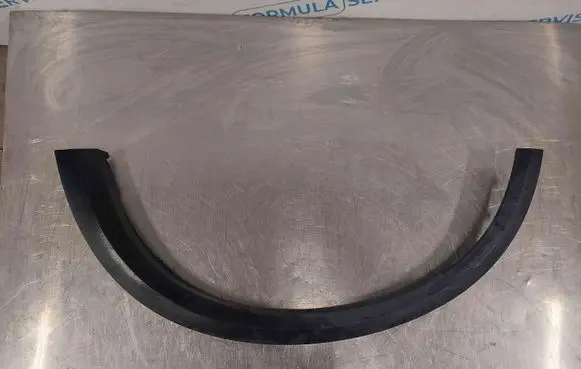 Volvo XC90 Front arch trim 30655181