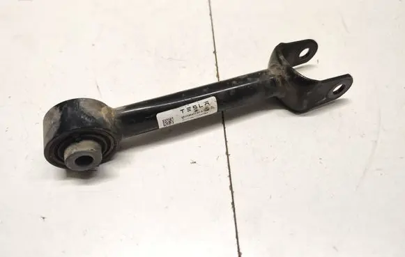 Tesla Model Y Rear upper control arm/wishbone 118843100A CFQ211703A0909