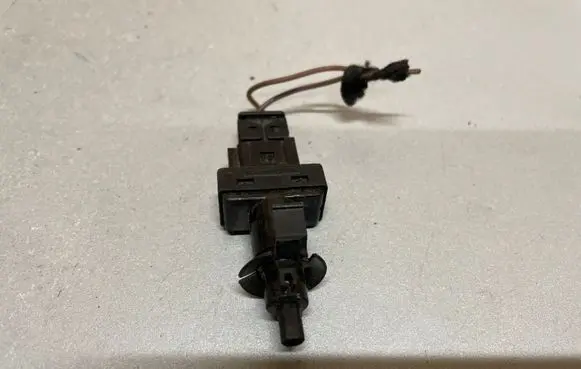 Mercedes-Benz C W204 Brake pedal sensor switch 0045452114