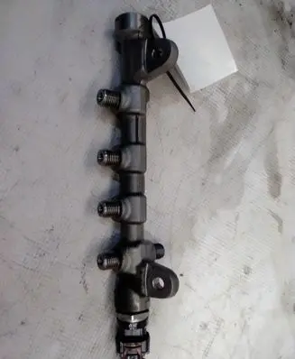 Opel Insignia A Fuel main line pipe 55576177 0445214221