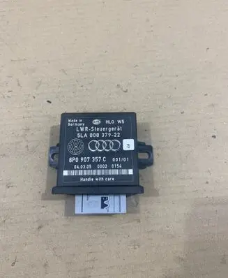 Audi A3 S3 A3 Sportback 8P Light module LCM 8P0907357C 5LA00837922