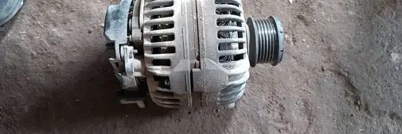 Audi A4 S4 B7 8E 8H Generator/alternator 0124525525