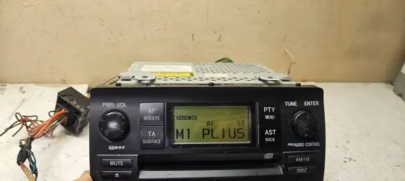Toyota Corolla E120 E130 Radio/CD/DVD/GPS head unit 8612012880 Cqts7471a W58814
