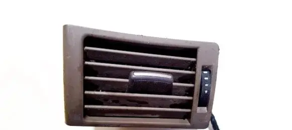 Audi A4 S4 B6 8E 8H Dash center air vent grill 8e0820902d