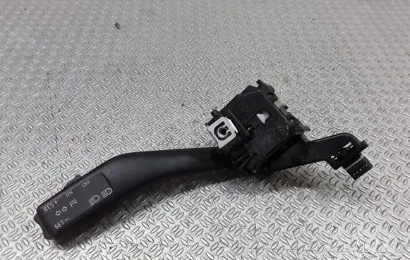 Volkswagen Golf Plus Indicator stalk 1K0953513A