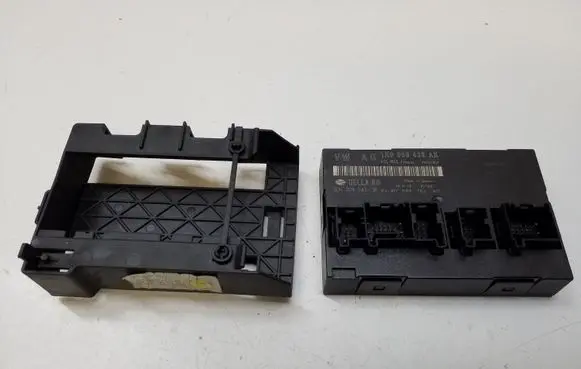 Seat Toledo III (5P) Comfort/convenience module 1K0959433AK 5DK008583