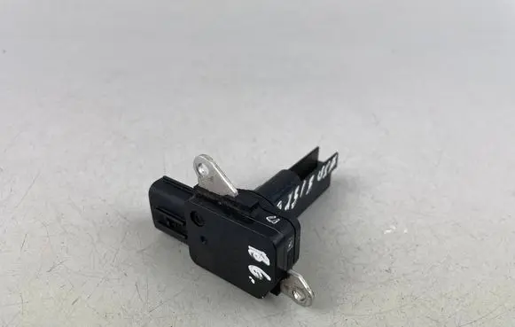 Subaru Outback Mass air flow meter 22680AA38A MX1974005131 1974005131