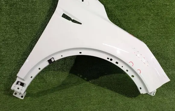 Ford Kuga II Fender 