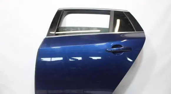 Rear door