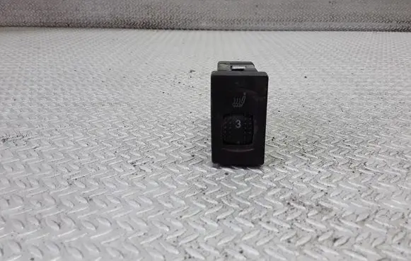 Volkswagen PASSAT B5 Seat heating switch 3B0963563A