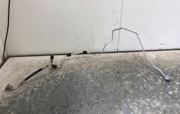Volkswagen Caddy Air conditioning (A/C) pipe/hose 2K1820741