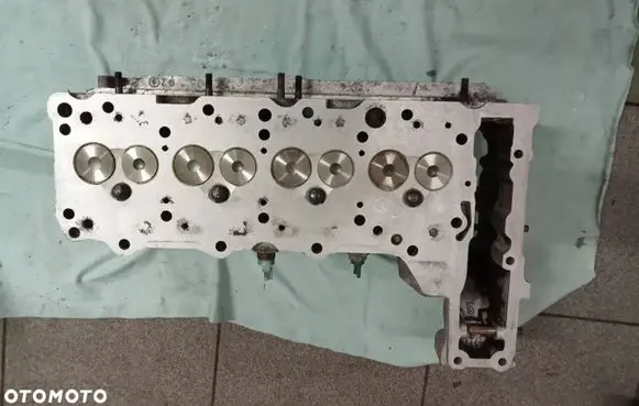 Mercedes-Benz Vito Viano W638 Engine head 0000