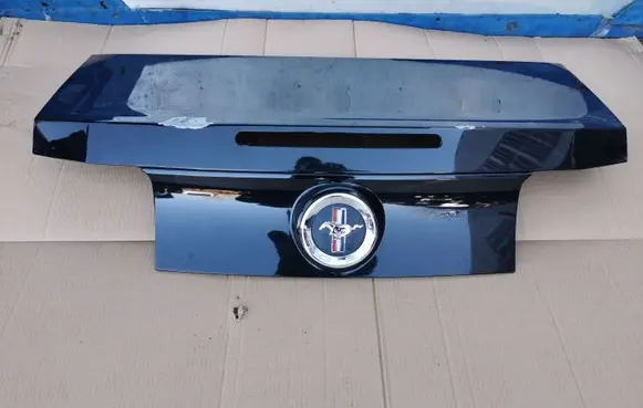 Ford Mustang V Tailgate/trunk/boot lid