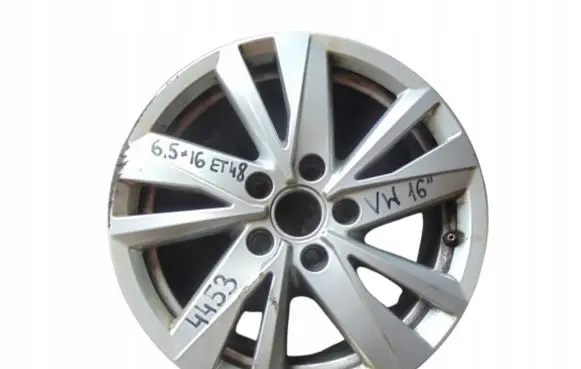 Volkswagen Touran III R16 alloy rim 5TA601025Q
