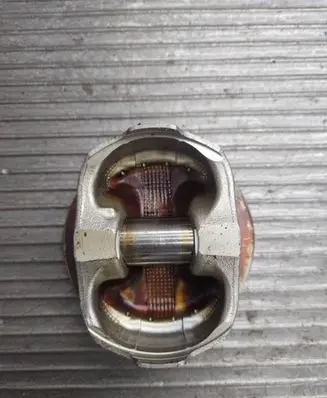 Subaru Forester SH Piston XXXX