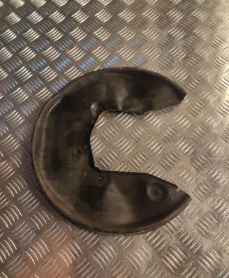 Audi A6 S6 C6 4F Rear brake disc plate dust cover