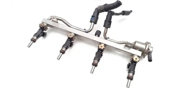 Opel Corsa D Fuel injectors set 0280158108 0280151220 55355609