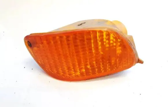Ford Focus Front indicator light xs4x13368a xs4x-13368-a