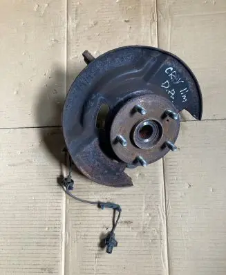 Honda CR-V Front wheel hub