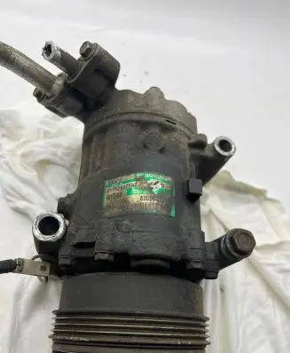Renault Clio III Air conditioning (A/C) compressor (pump) 8D6V12 01782907562 820003