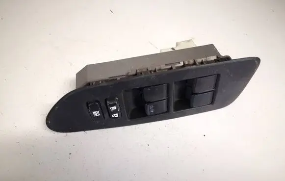 Toyota Auris 150 Electric window control switch 7423202550 74232-02550