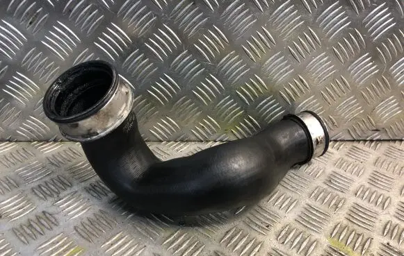 Mercedes-Benz C W203 Intercooler hose/pipe 2035282982