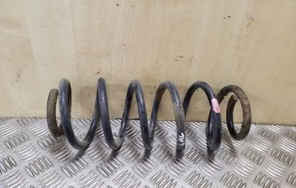 Toyota Verso Rear coil spring