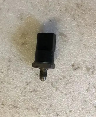 Fuel pressure sensor