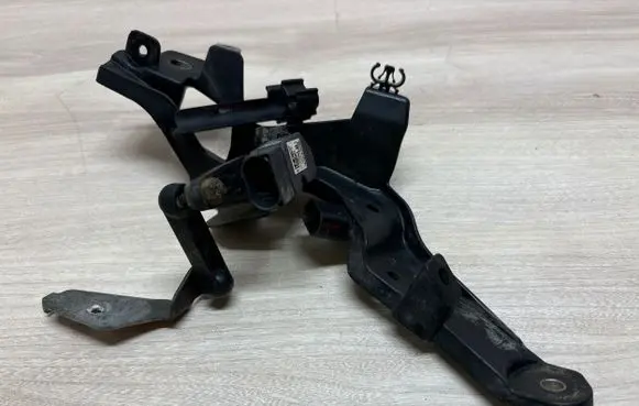 Volvo S90, V90 Rear air suspension level height sensor 31406563