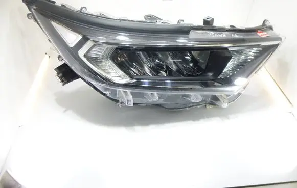 Toyota RAV 4 (XA50) Headlight/headlamp 