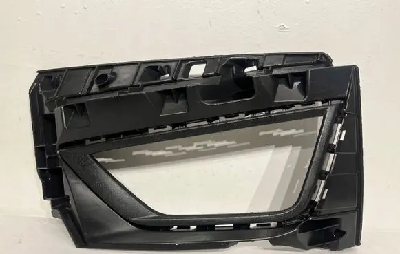 Volkswagen Polo VI Tow hook cap/cover 2G0853666Gautoas