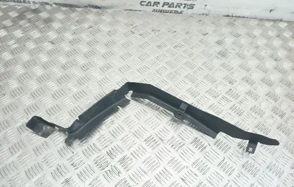 Mazda CX-3 Fuel tank mounting bracket 