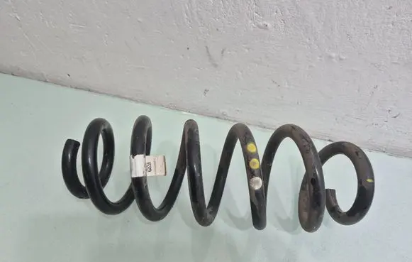 Alfa Romeo Stelvio Rear coil spring 