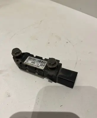 Mercedes-Benz E W211 Airbag deployment crash/impact sensor 0028201326 102981015