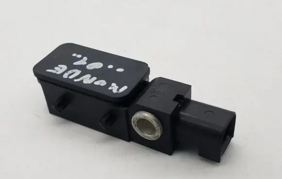 Ford Mondeo Mk III Airbag deployment crash/impact sensor 1S7T14B342AC 23BB01E80141