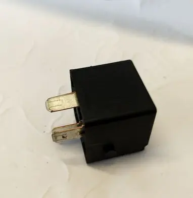 Skoda Superb B6 (3T) Other relay 4H0951253A
