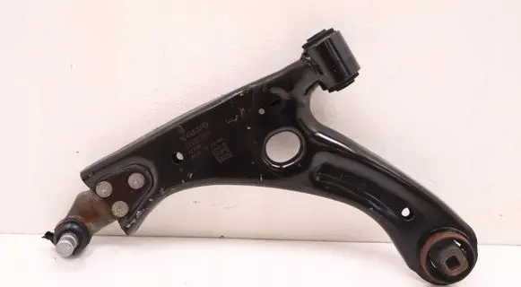 Volvo XC40 Front control arm acm6790