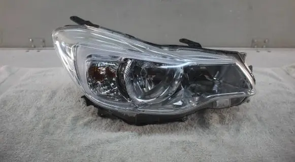 Subaru XV Headlight/headlamp P9933R D124