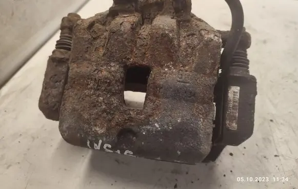 Opel Insignia A Front brake caliper