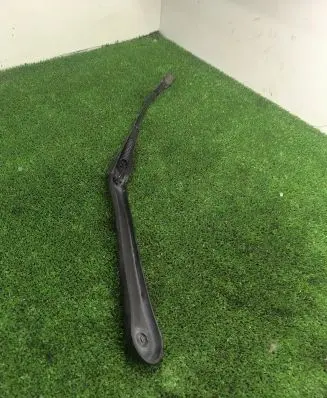 BMW 3 E90 E91 Front wiper blade arm 7253386