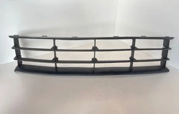 Skoda Octavia Mk2 (1Z) Front bumper lower grill 1Z0853667C