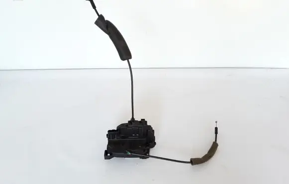 Renault Megane III Rear door lock 825030002R
